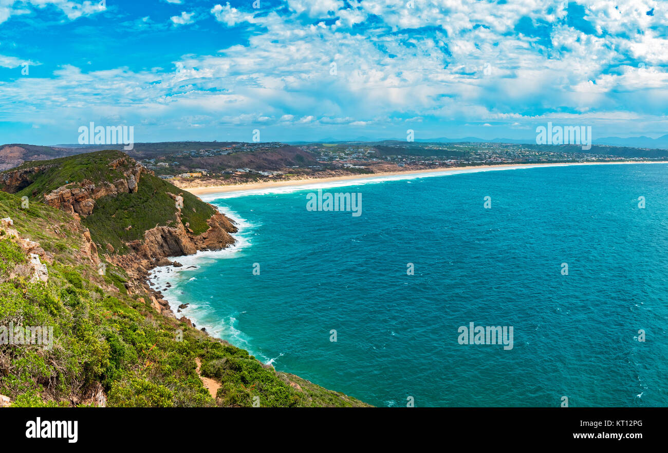 Enorme Robbberg Naturschutzgebiet Küstenlinie bei Plettenberg Bay Südafrika Stockfoto Enorme Robbberg Naturschutzgebiet Küstenlinie bei Plettenberg Bay Südafrika Stockfoto