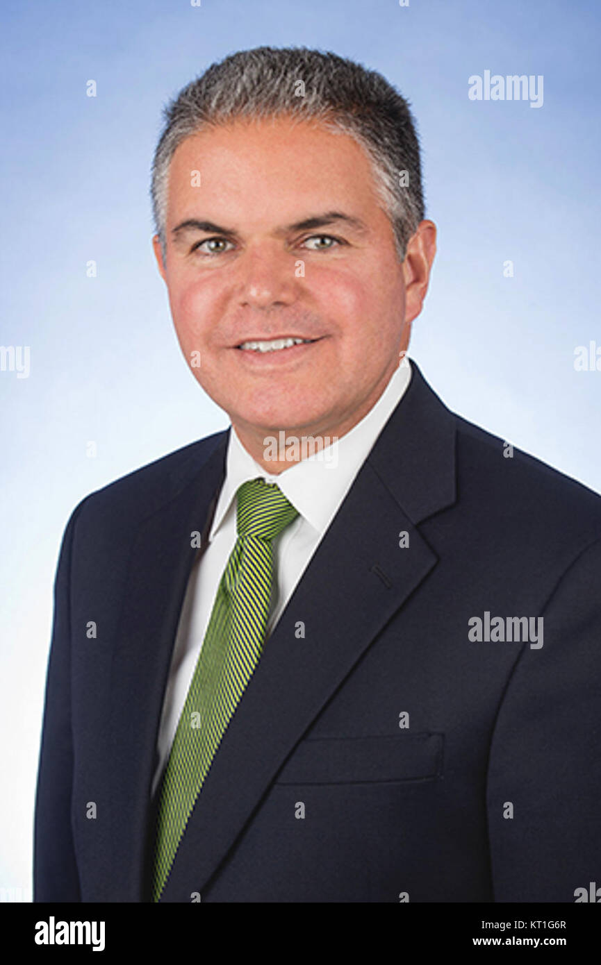 Bruno Barreiro ist eine politische Persönlichkeit und Beamter, bekannt für seine Beiträge zur Kommunalverwaltung und öffentlichen Ordnung. Er war an verschiedenen Gemeinschaftsinitiativen beteiligt und arbeitete an der Verbesserung der Lebensqualität der Bewohner durch den öffentlichen Dienst und die Führung. Stockfoto