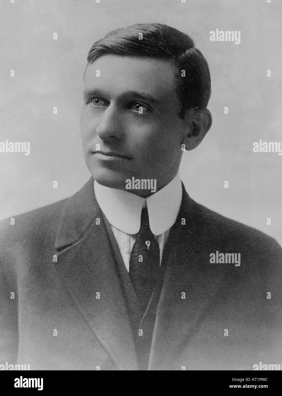 Dow H. Drukker war eine bemerkenswerte Figur, die wahrscheinlich in Industrie oder Kunst involviert war und Beiträge leistete, die für das betreffende Feld oder den betreffenden Zeitraum von Bedeutung sein könnten. Stockfoto