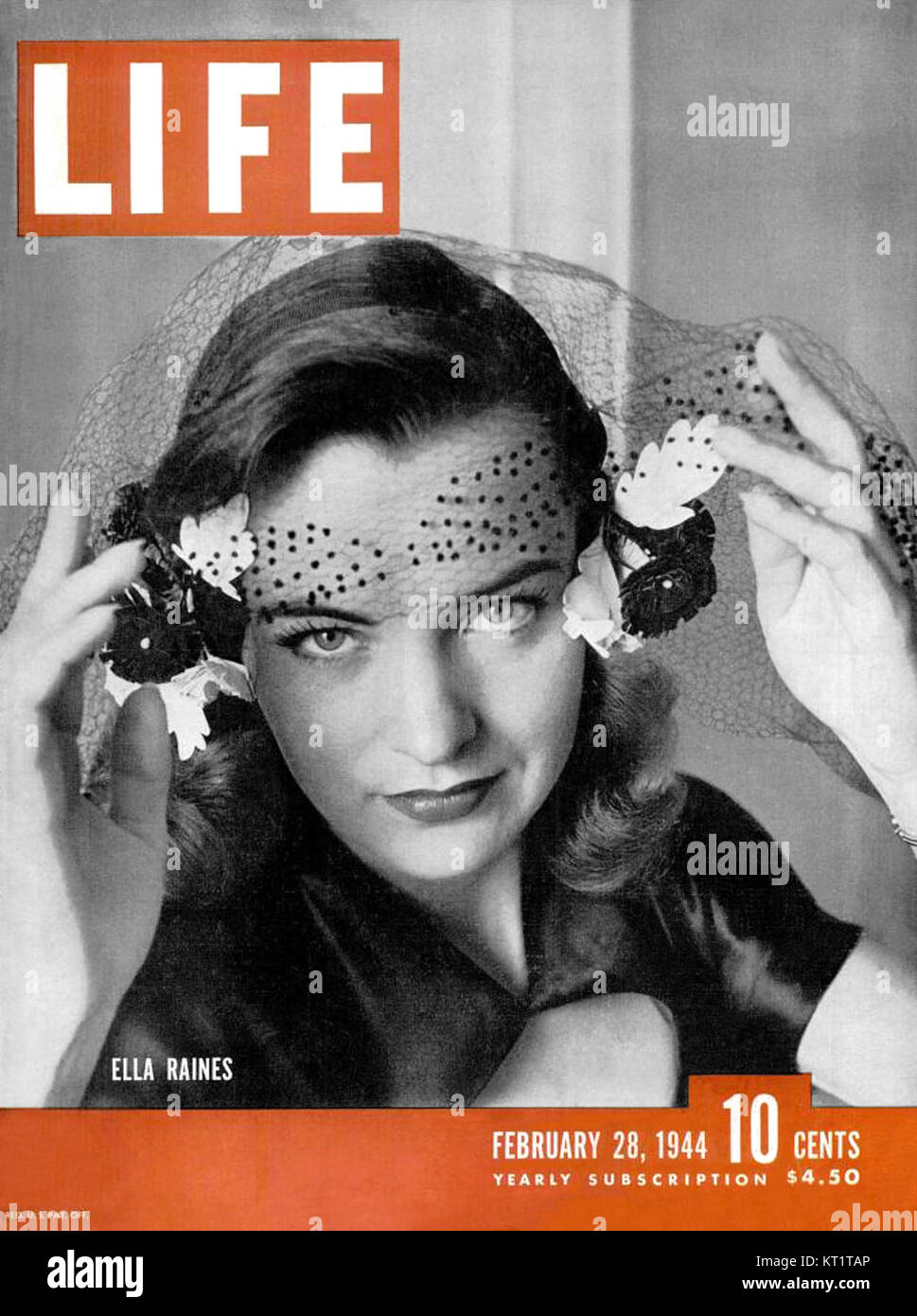 Ella Raines war in den 1940er Jahren Schauspielerin, bekannt für ihre Rollen in Filmen wie „Phantom Lady“. Dieses Bild aus dem Jahr 1944 zeigt sie als aufsteigender Stern während Hollywoodâ Goldenem Zeitalter. Stockfoto