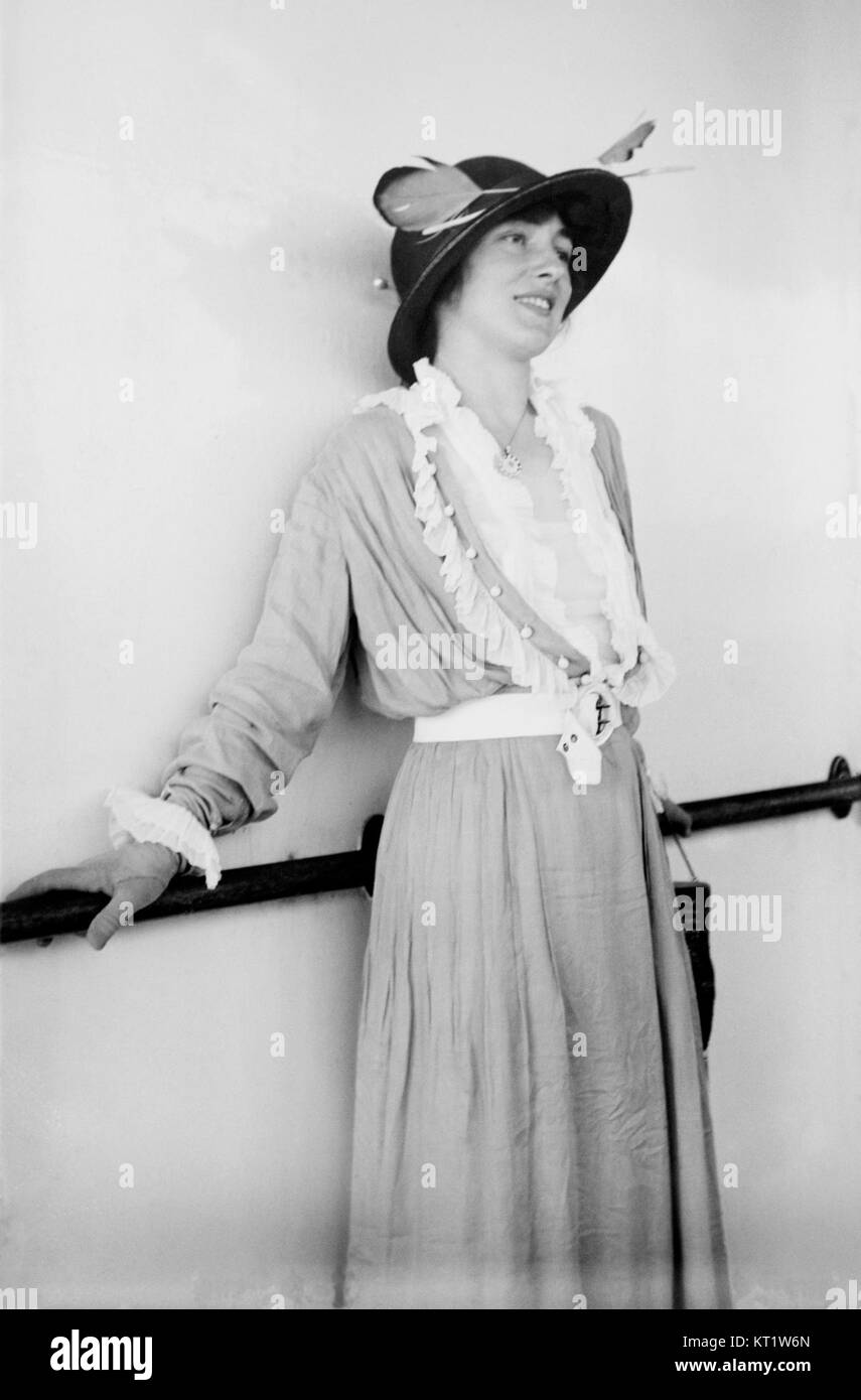 Ein Porträt von Evelyn Nesbit Thaw, einem berühmten amerikanischen Model und Chormädchen, aufgenommen 1913 vom Bain News Service, das ihre prominente Schönheit und ihren Ruhm der Ära einfängt. Stockfoto