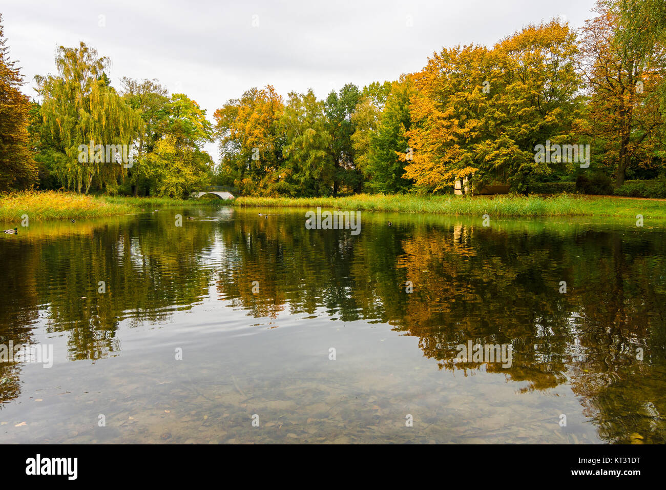 38+ Teich Im Herbst, Wenn der herbst vor der.