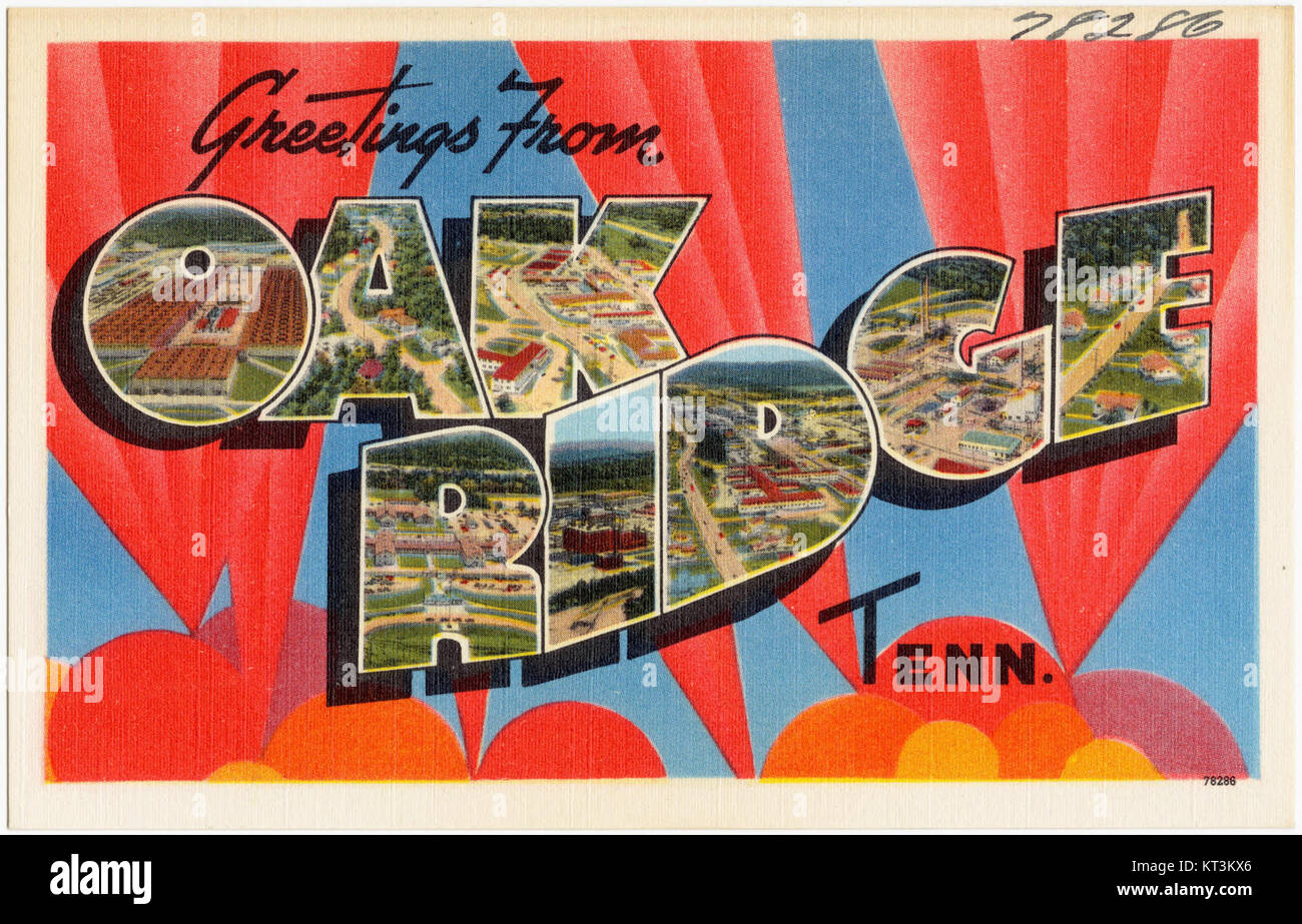 Diese Postkarte aus Oak Ridge, Tennessee, bietet einen malerischen Blick auf die Gegend. Oak Ridge ist bekannt für seine historische Bedeutung während des Manhattan Project und seine Rolle in der nuklearen Forschung und Entwicklung. Stockfoto
