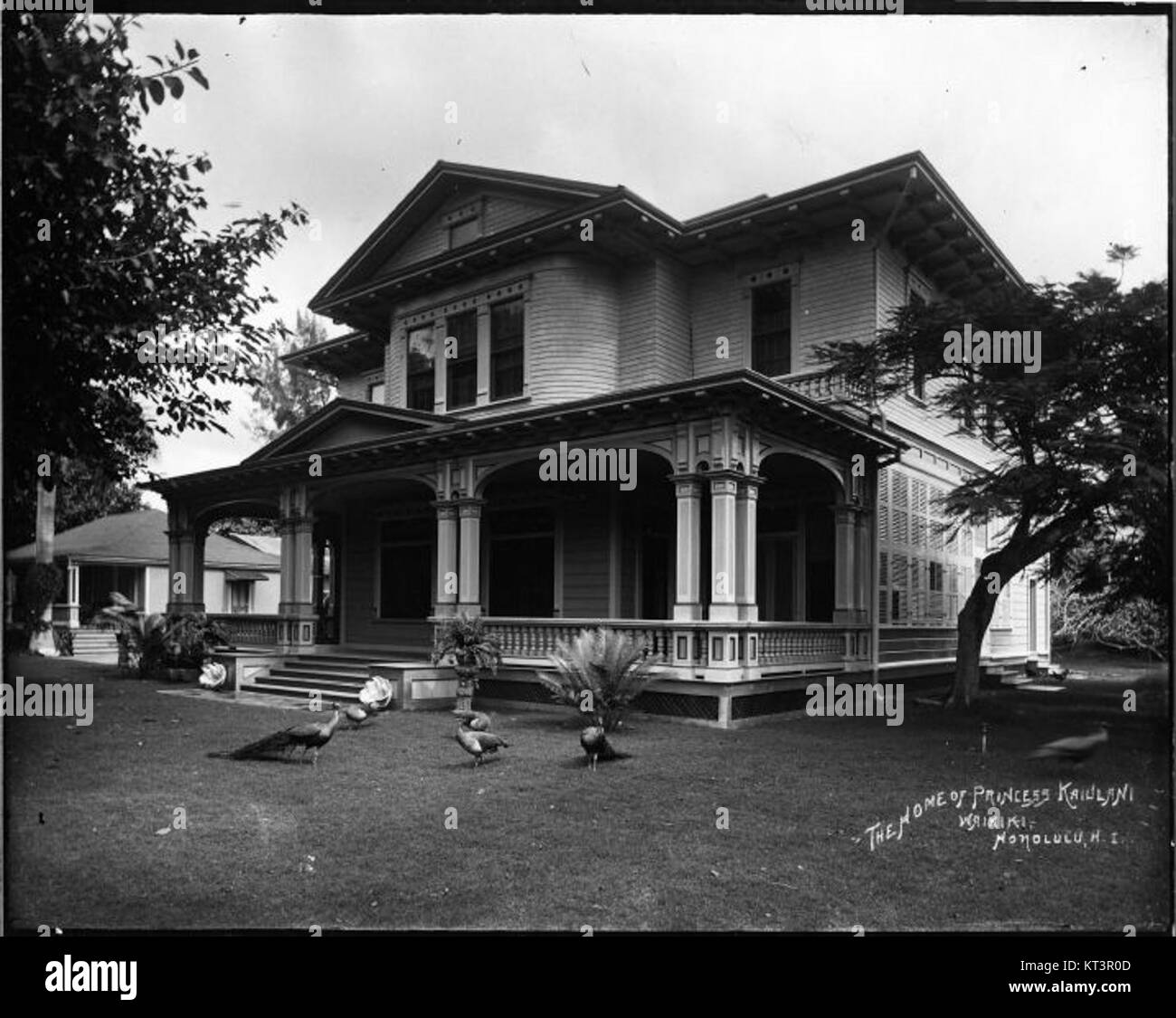 Das Foto von Bruder Bertram zeigt die Heimat von Prinzessin Kaiulani Ainahau, eine bedeutende historische Stätte in Hawaii. Die Residenz ist bekannt für ihre kulturelle und königliche Bedeutung in der hawaiianischen Geschichte. Stockfoto