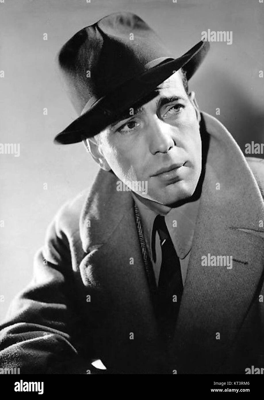 Humphrey Bogart war ein bekannter US-amerikanischer Schauspieler, der in den 1940er Jahren für seine Rollen in klassischen Filmen bekannt war Seine Auftritte in Filmen wie *Casablanca* und *der maltesische Falke* festigten sein Vermächtnis im Hollywood-Kino. Stockfoto