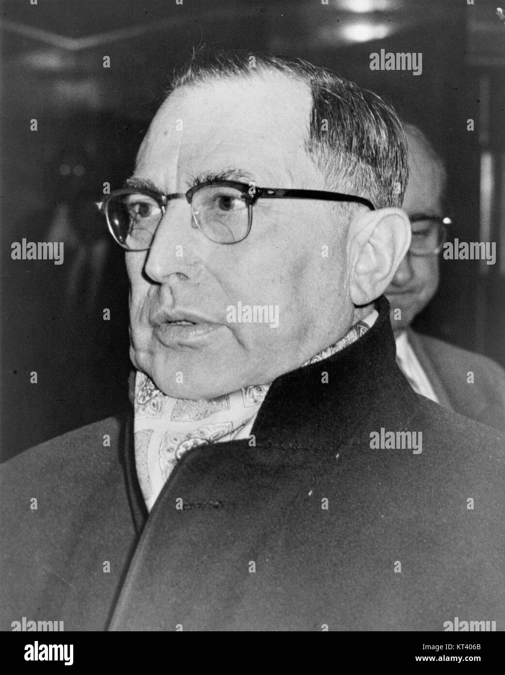 Ein Porträt von Joseph Profaci, einem italienisch-amerikanischen Gangster, der die Profaci-Familie in New York City führte. Das Bild stammt aus der Sammlung New York World-Telegram & Sun, die zwischen 1930 und 1945 entstand und einen Einblick in die kriminelle Unterwelt Amerikas Mitte des 20. Jahrhunderts bietet. Stockfoto