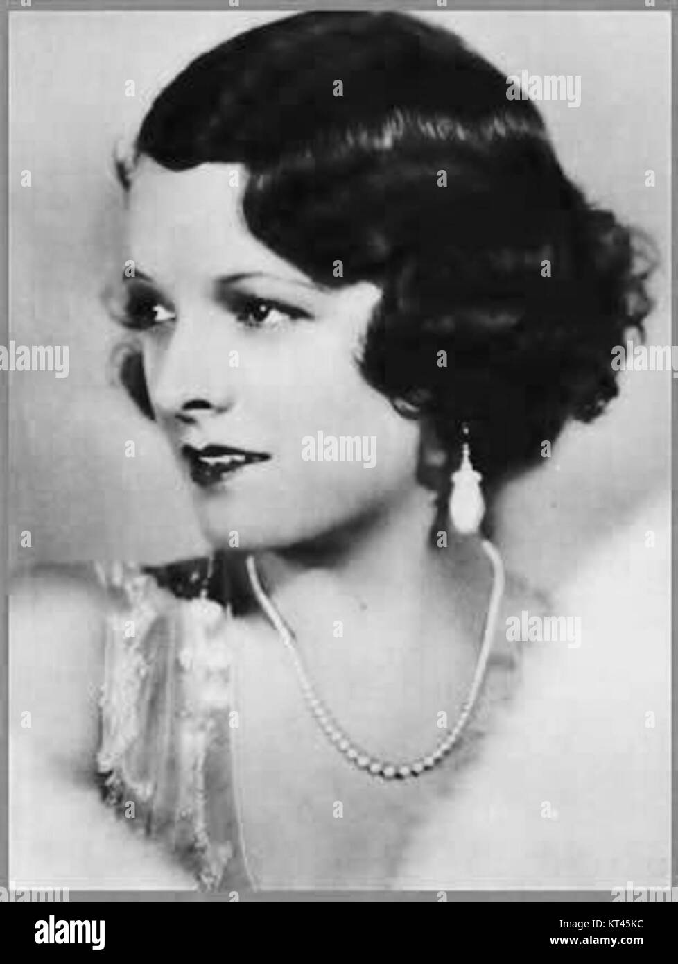 Marian Nixon war eine beliebte US-amerikanische Schauspielerin, die 1930 in der Serie Stars of the Photoplay spielte. Bekannt für ihre Rollen in frühen Hollywood-Filmen, wurde sie zu einer bemerkenswerten Figur während des goldenen Zeitalters des Kinos. Stockfoto