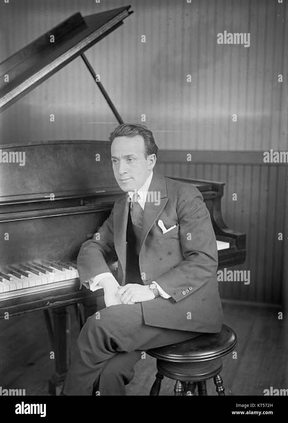 Nathaniel shilkret Fotos und Bildmaterial in hoher Auflösung Alamy