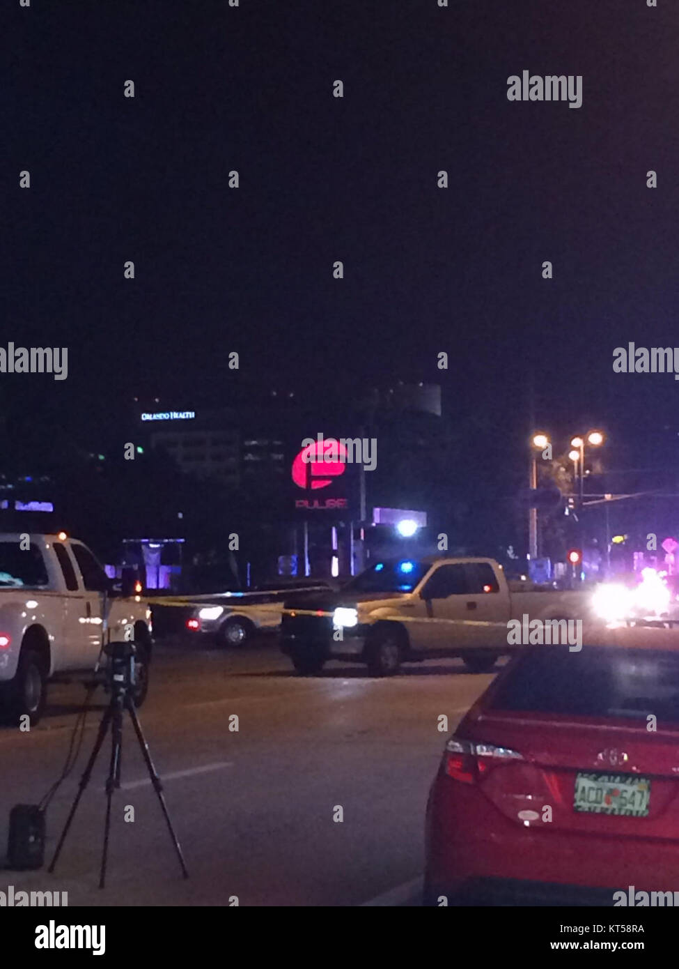 Die Orange Avenue in Orlando wurde 2016 während der Schießerei im Pulse Nachtclub geschlossen, ein tragisches Ereignis in der amerikanischen Geschichte, das zu erheblichen Verlusten an Menschenleben und Verletzungen führte. Stockfoto