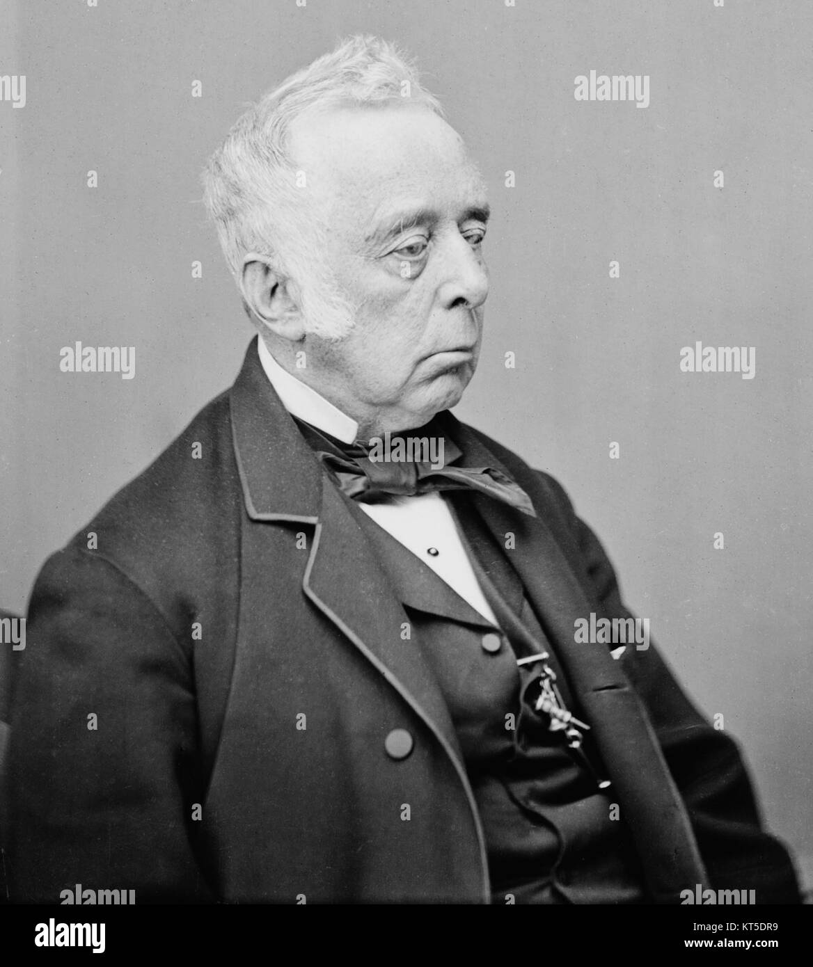 Reverdy Johnson war ein einflussreicher US-amerikanischer Anwalt und Politiker. Er diente als US-Senator aus Maryland und war an bedeutenden rechtlichen und politischen Ereignissen im 19. Jahrhundert beteiligt, darunter an Debatten über Sklaverei und Sezession. Stockfoto