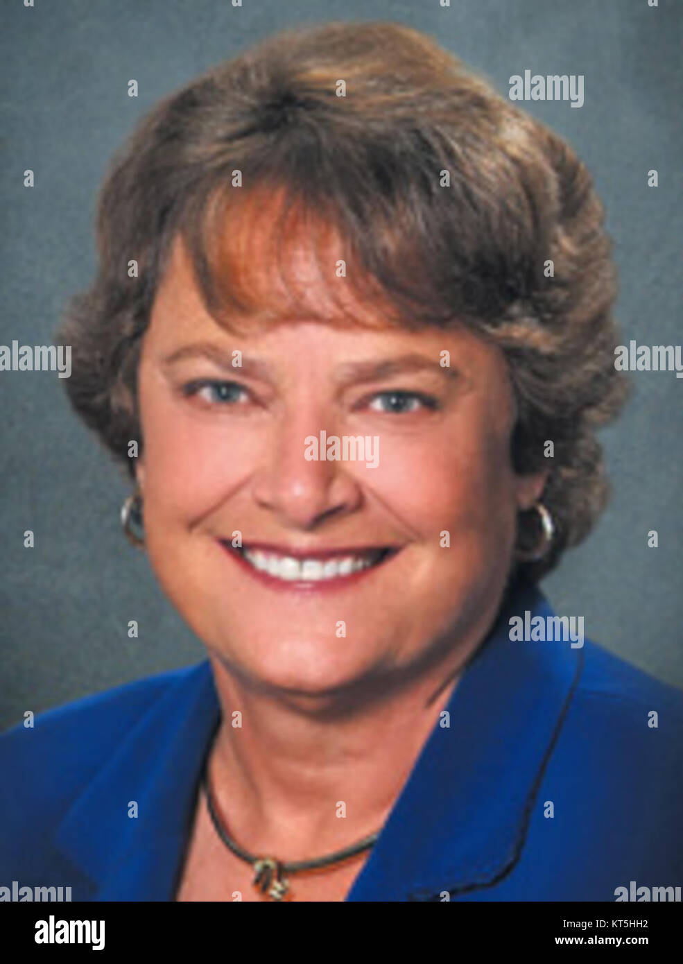 Senatorin Nancy Detert ist eine politische Persönlichkeit, die für ihre Arbeit im US-Senat bekannt ist. Sie hat zu den legislativen Bemühungen beigetragen und ihren Staat mit Schwerpunkt auf öffentlichen Dienstleistungen und politischen Reformen vertreten. Stockfoto