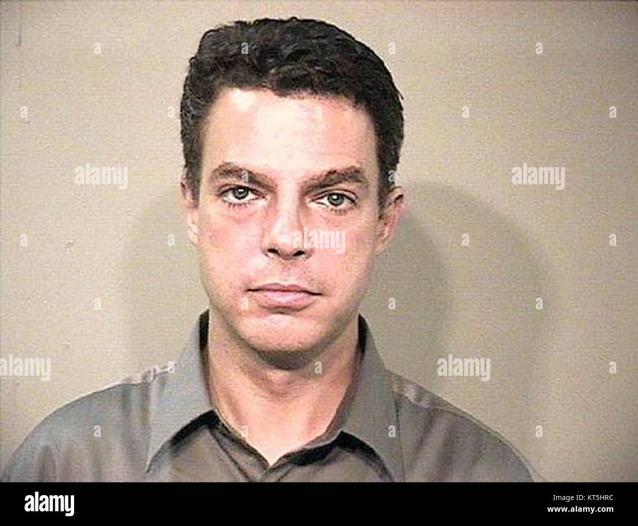 Shepard Smith ist ein US-amerikanischer Nachrichtensprecher, der am 14. Januar 1964 in Holly Springs, Mississippi, geboren wurde. Er begann seine Karriere bei Fox News im Jahr 1996, als er Programme wie „The Fox Report“ und „Shepard Smith Reporting“ moderierte. 2020 wechselte er zu CNBC, um The News with Shepard Smith zu moderieren, die bis 2022 ausgestrahlt wurde. Stockfoto