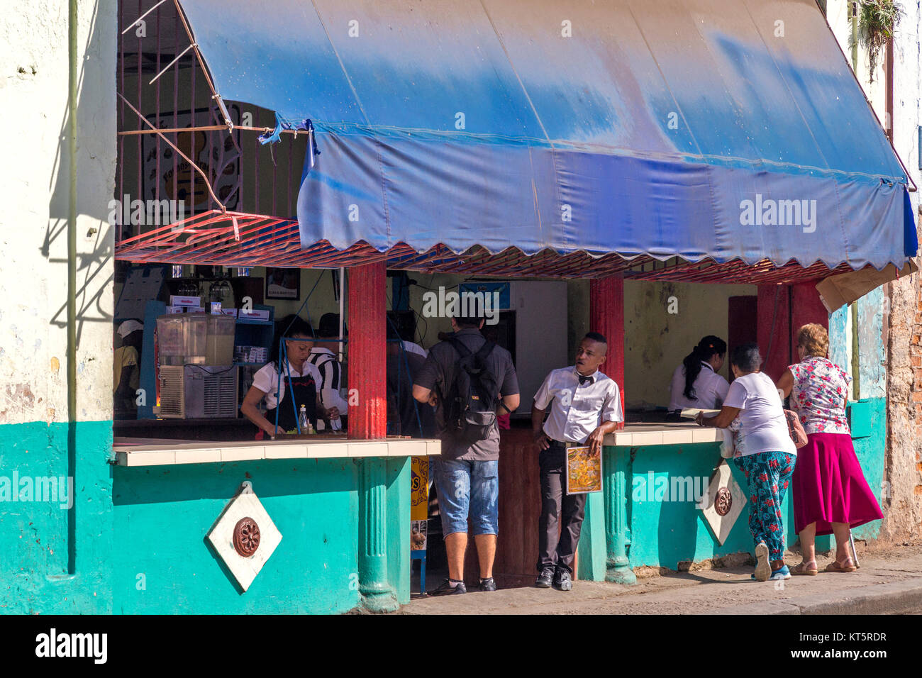 Lokale Snack Bar in La Habana Vieja. Kuba Stockfoto