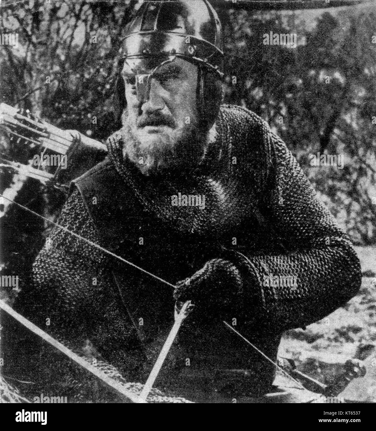 Ein Standbild aus der klassischen Comic-Serie *The Adventures of Robin Hood*, Band 1, Ausgabe 7, zeigt den legendären Helden in Aktion. Dieses Bild fängt einen wichtigen Moment der Geschichte ein und spiegelt die legendären Elemente der Robin Hood-Legende wider. Stockfoto