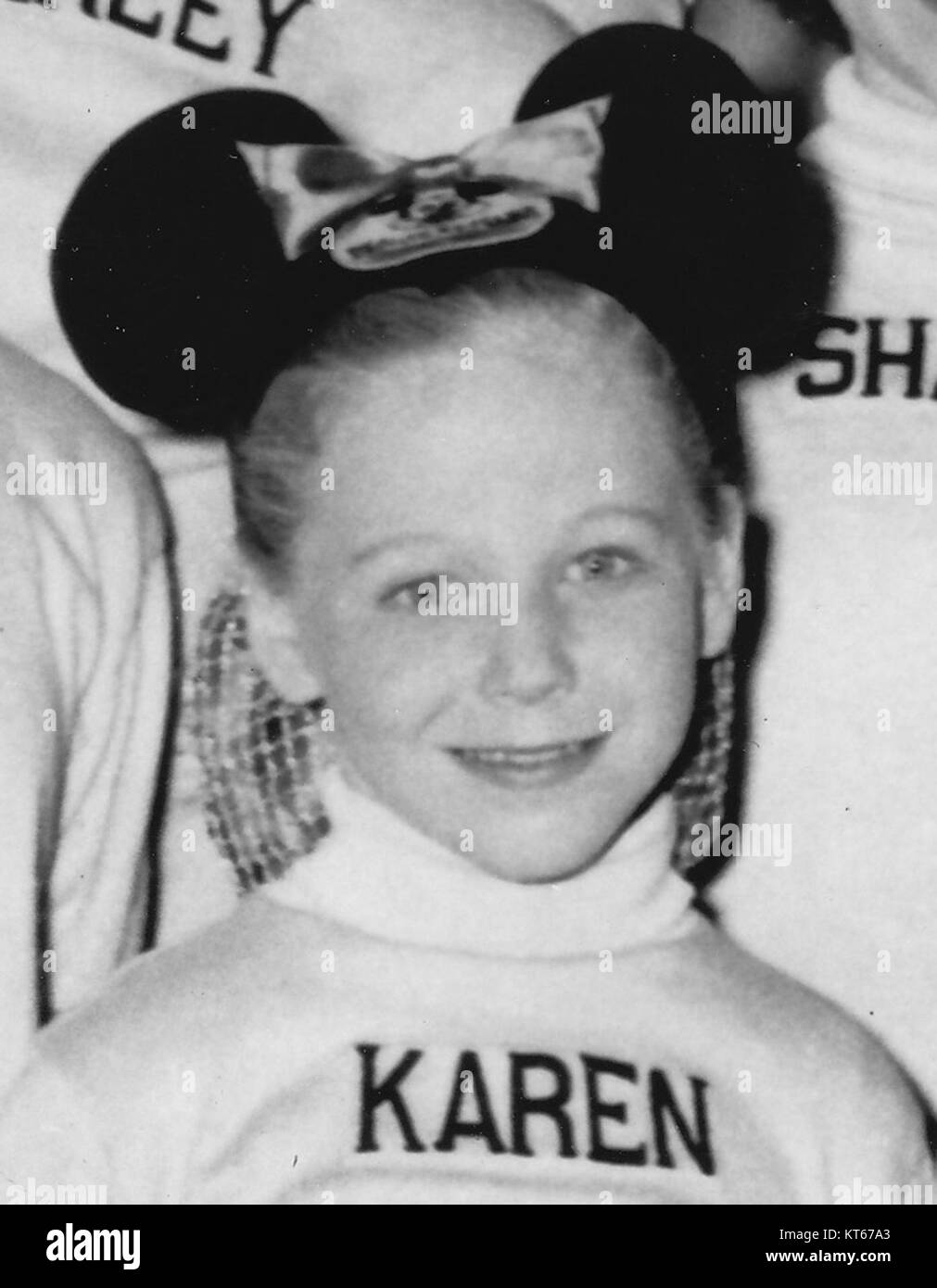 Karen Pendleton war einer der ursprünglichen Mouseketeers im Mickey Mouse Club, der in den 1950er Jahren ausgestrahlt wurde Die Show war ein wichtiger Bestandteil des frühen Kinderfernsehens und startete die Karriere vieler junger Stars. Stockfoto