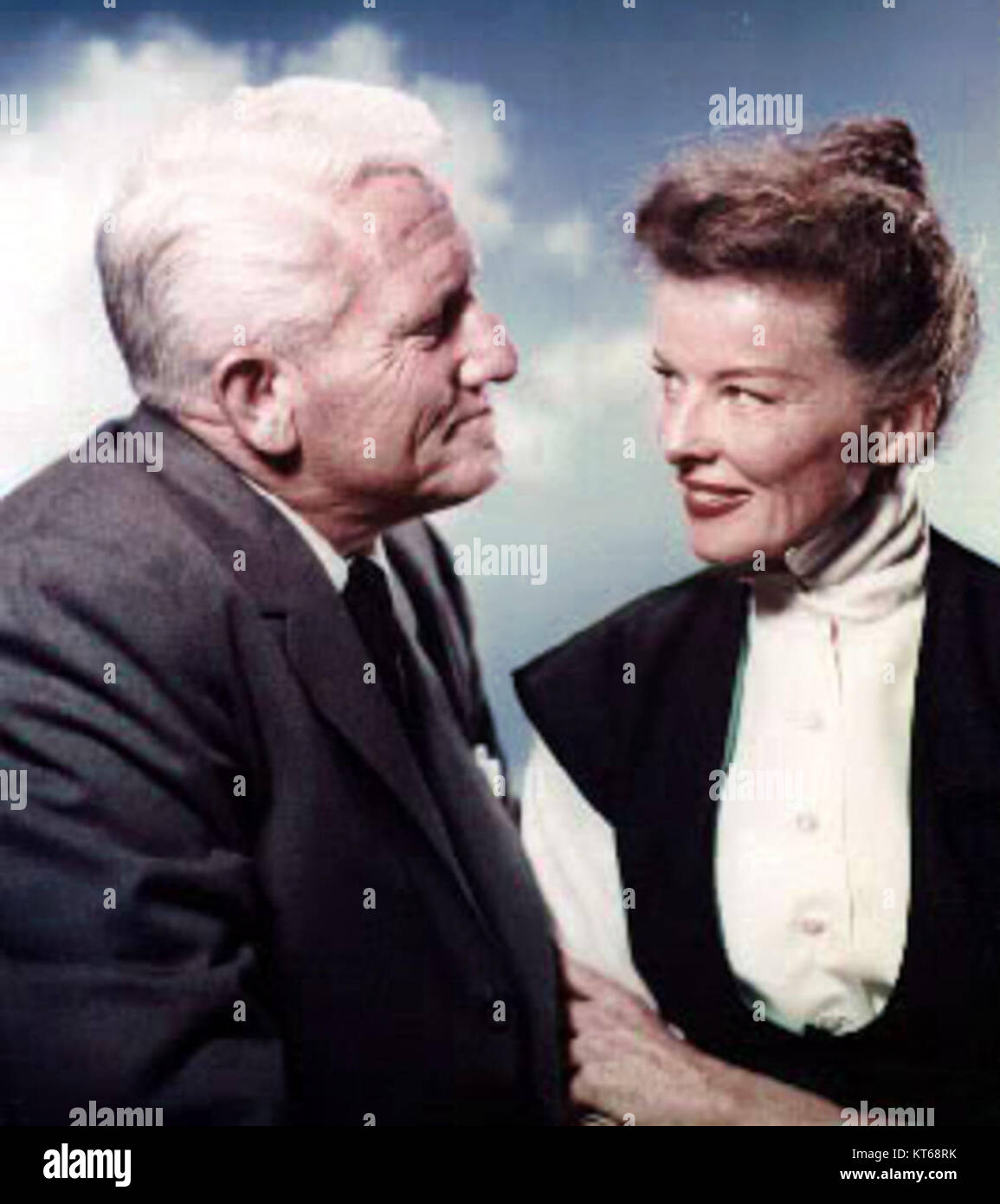 Schreibtischset mit Gegenständen der Schauspielerin Katharine Hepburn, bekannt für ihre Rollen in klassischen Filmen neben dem Schauspieler Spencer Tracy. Stockfoto