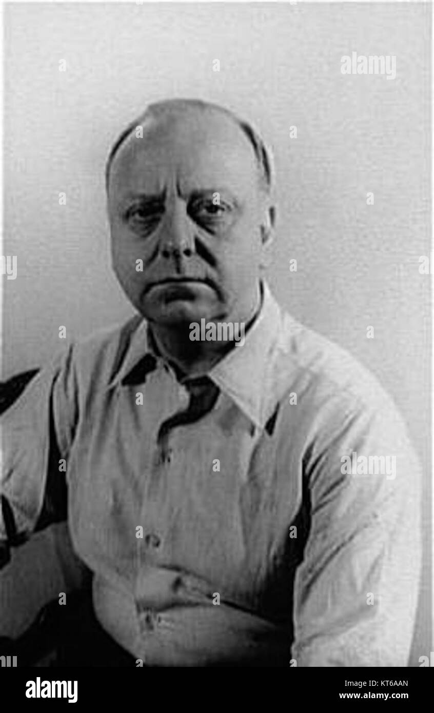 Virgil Thomson war ein US-amerikanischer Komponist und Kritiker, bekannt für seine Beiträge zur klassischen Musik und seine einflussreiche Musikkritik. Er spielte eine bedeutende Rolle bei der Gestaltung der Musik des 20. Jahrhunderts mit seinem eigenen Stil, wobei er oft Elemente der amerikanischen Volksmusik und Moderne einbezog. Stockfoto