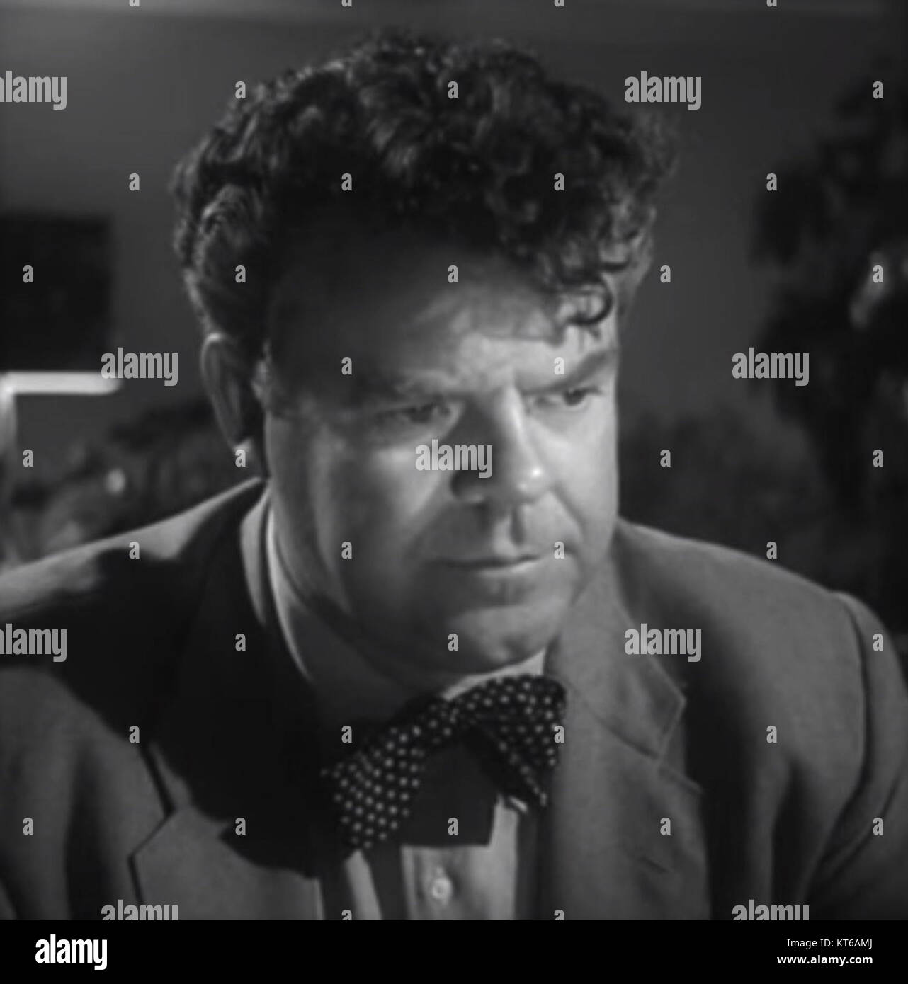 Wade Crosby spielt eine Rolle in dem Film Invasion USA aus dem Jahr 1952, einem Actionfilm aus der Zeit des Kalten Krieges, der eine fiktive Invasion der Vereinigten Staaten darstellt. Stockfoto