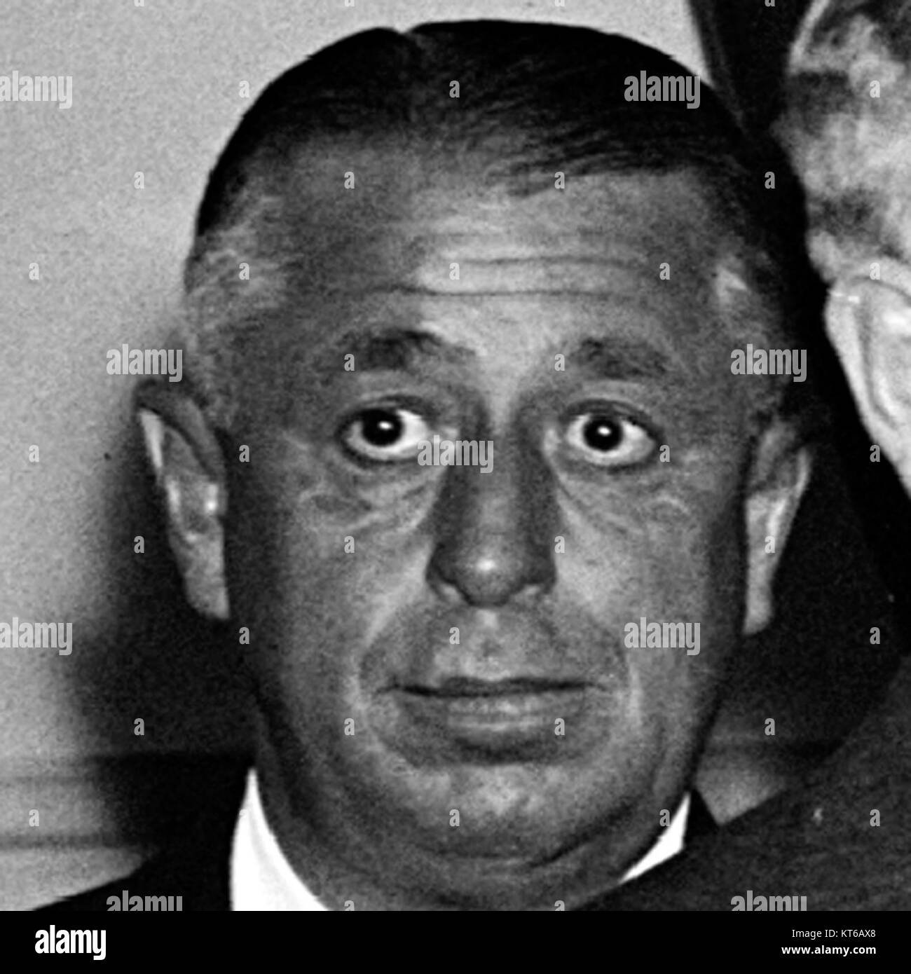 Walter G. Andrews war eine bedeutende Persönlichkeit auf seinem Gebiet, möglicherweise in der Kunst oder einem anderen Berufsgebiet. Seine Arbeit oder Beiträge bleiben Teil der historischen Aufzeichnungen und können seinen Einfluss in seinem Fachgebiet widerspiegeln. Stockfoto