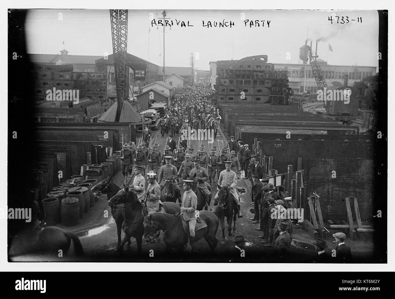 Bei der Startparty für den Film *Arrival* feierten die Besetzung und die Crew die Veröffentlichung des Films. Die Veranstaltung stellte die Mischung aus Science-Fiction und emotionalem Storytelling vor und unterstrich die Bedeutung der Kommunikation und den ersten Kontakt der Menschheit mit dem außerirdischen Leben. Stockfoto