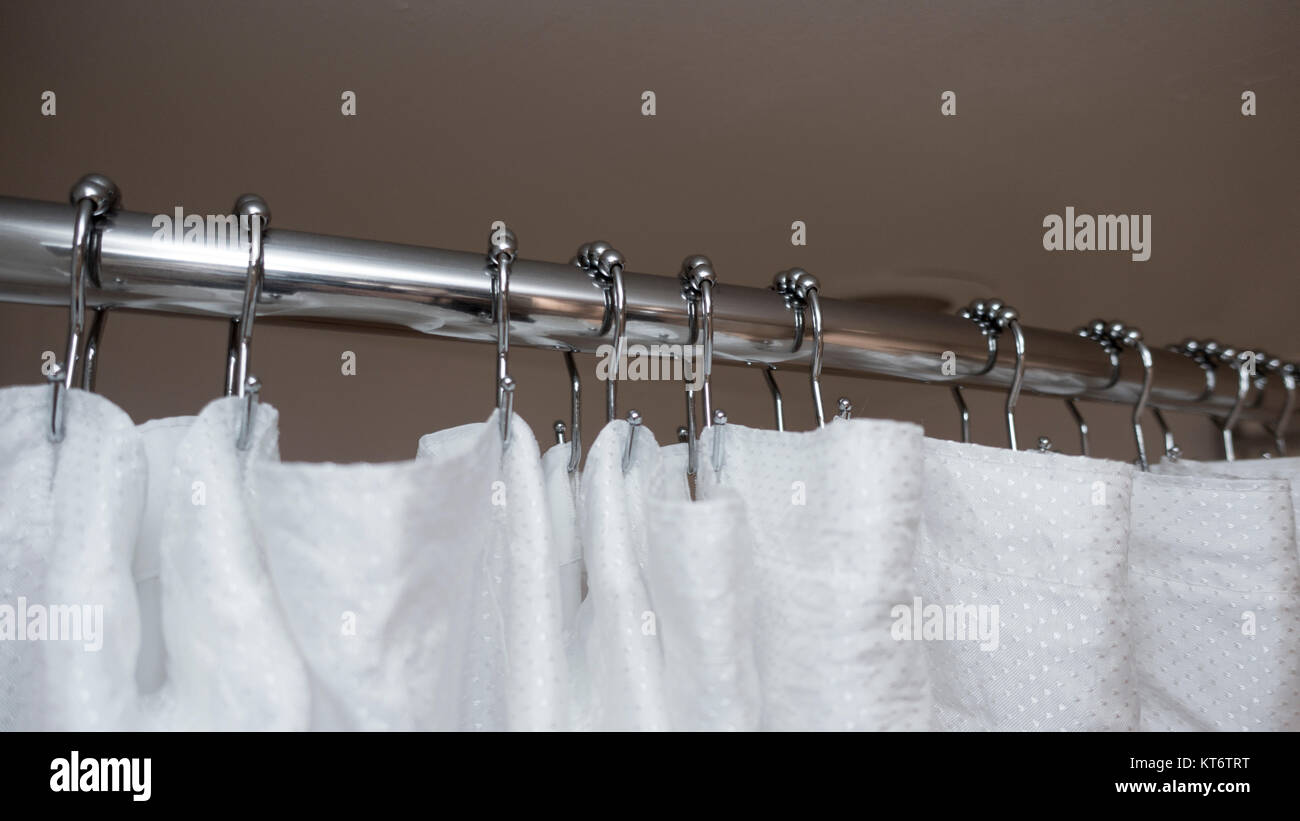Duschvorhang hängende Ringe Stockfoto