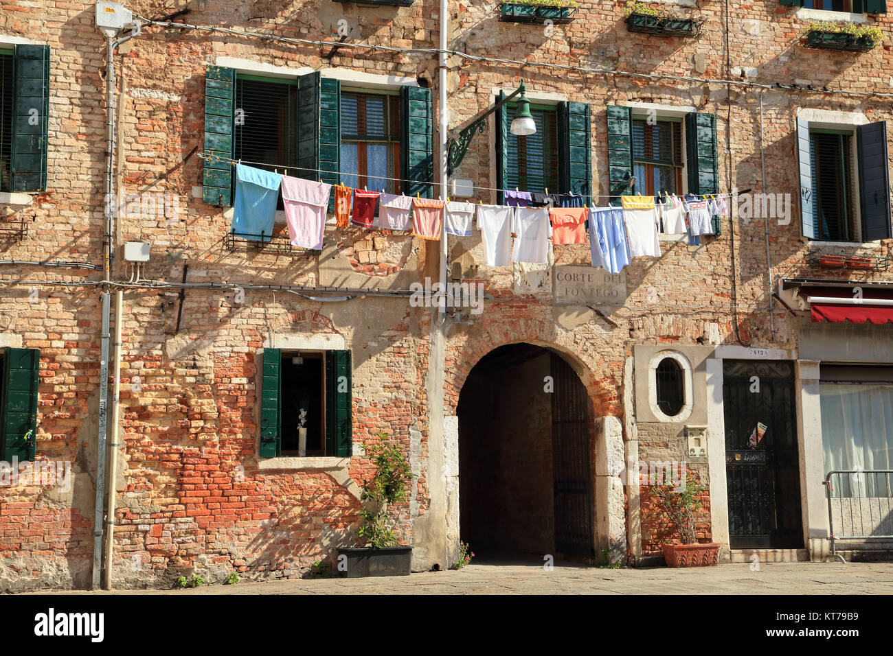 Wäscheleine, Campo Santa Margherita. Stockfoto