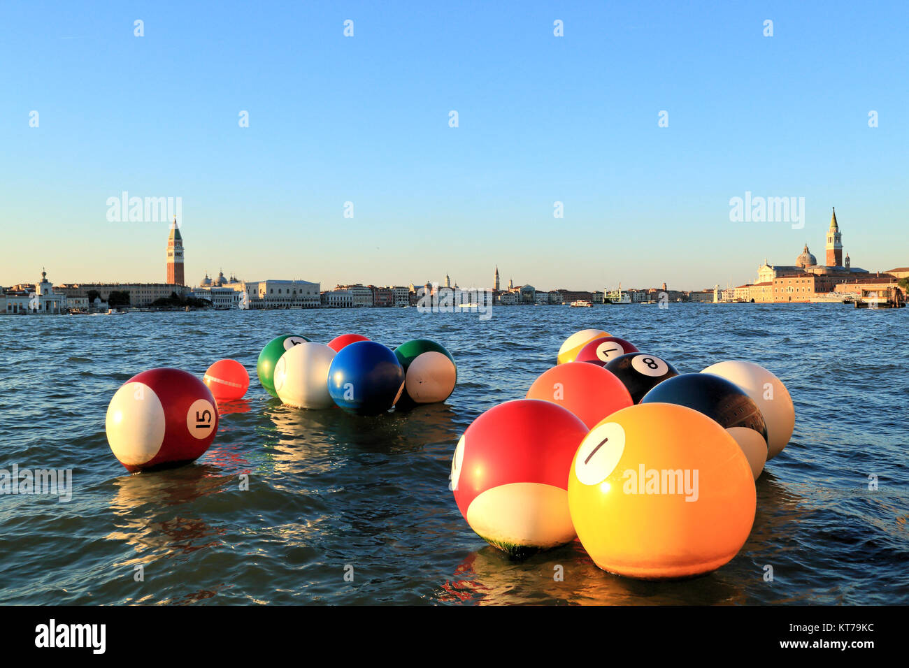 River Pool von Otto Vincze an der Biennale von Venedig 2017 Stockfoto