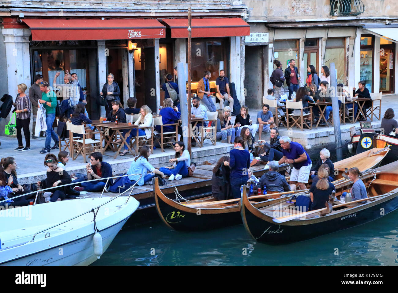 Restaurant Osteria al Timon, Rio di San Girolamo, Fondamenta degli Ormesini, Cannaregio Stockfoto