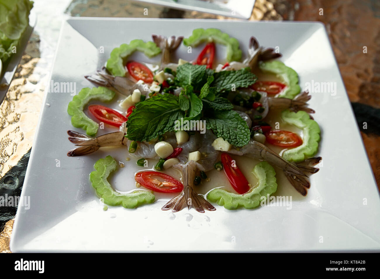 rohe Garnelen würziger Salat thai-Küche Stockfoto