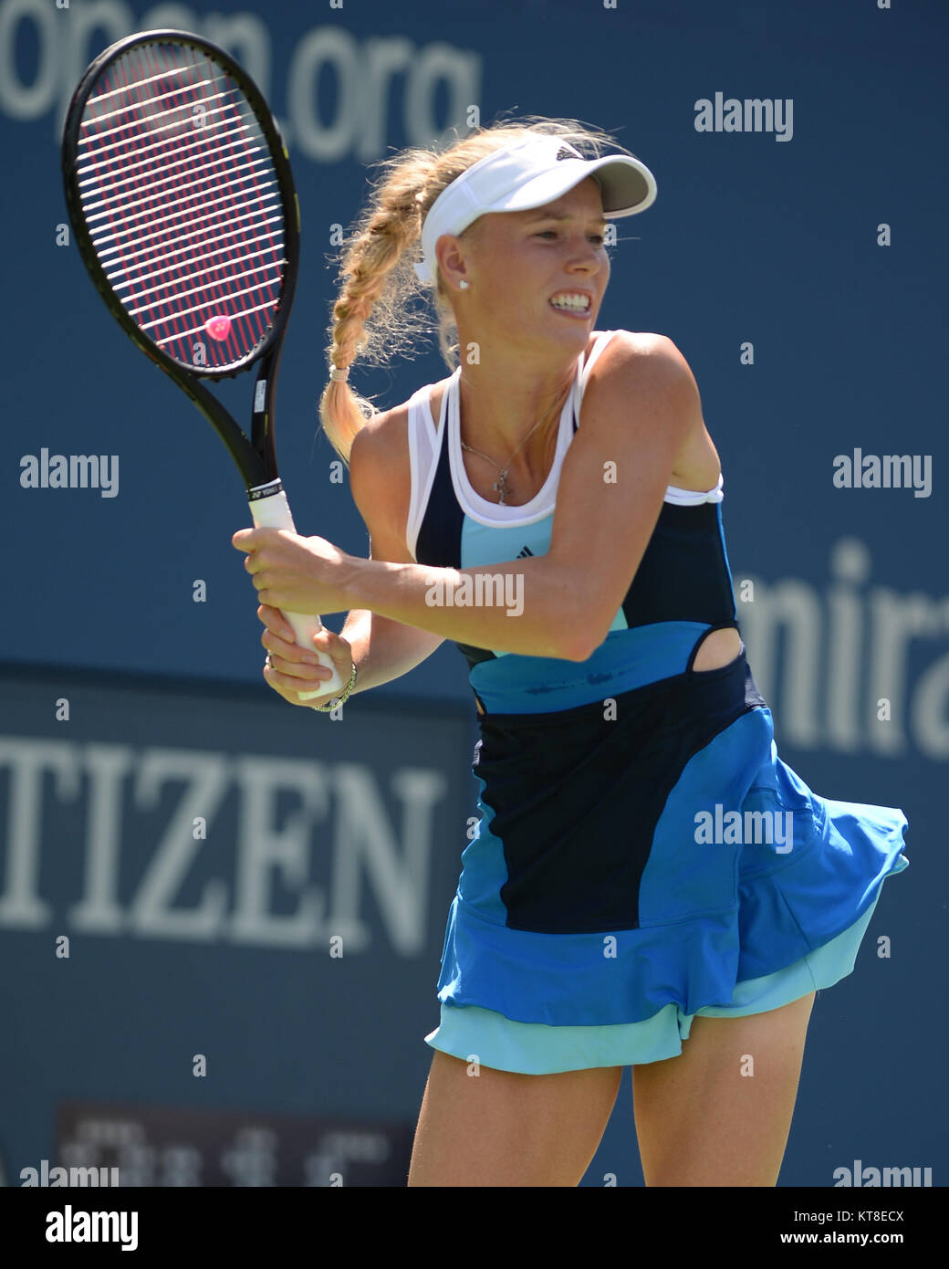 SMG_Caroline Wozniacki_FL5_USopen_Tag2_082713_17.JPG Flushing, NY - 27. August: Caroline Wozniacki an Tag zwei des 2013 US Open an USTA Billie Jean King National Tennis Center am 27. August 2013 in der Nähe der Queens Borough von New York City. Personen: Caroline Wozniacki Stockfoto