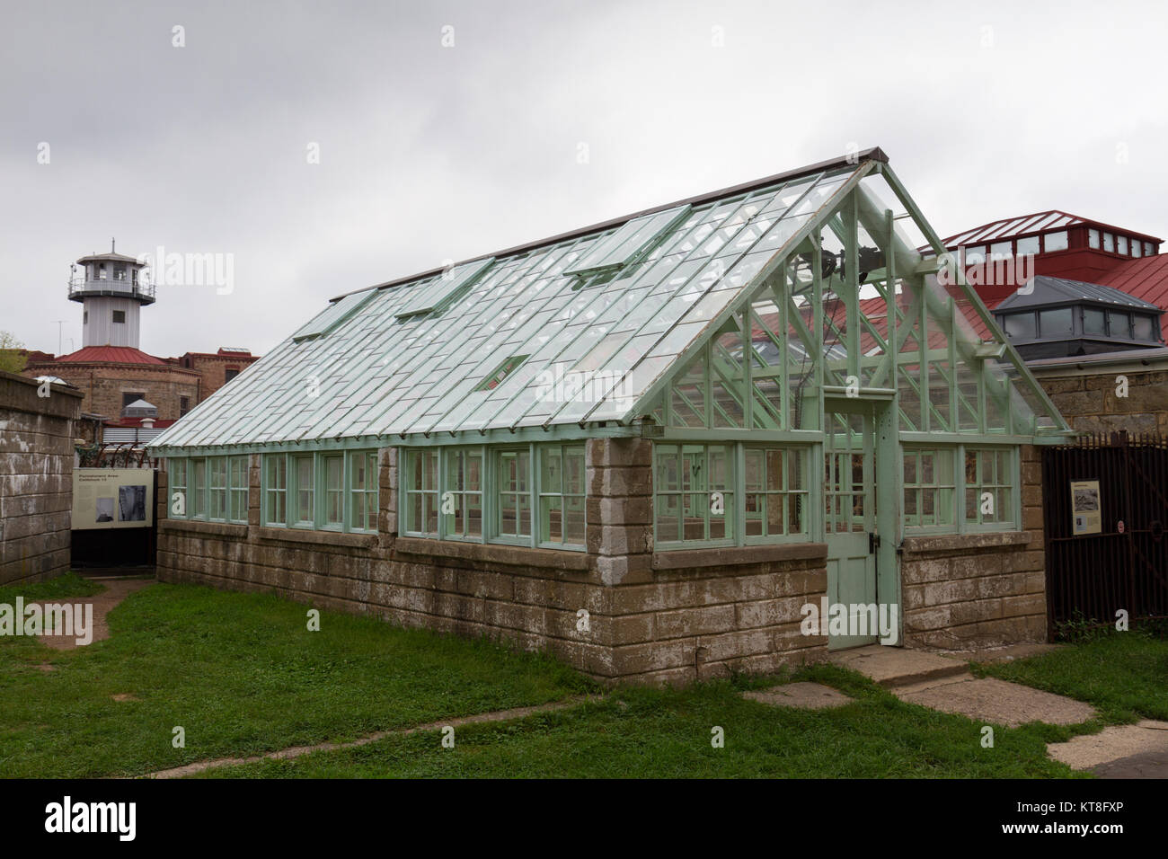 Das Gefängnis von Treibhausgasen innerhalb der Östliches Staatszuchthaus Historic Site, Philadelphia, Pennsylvania, United States. Stockfoto