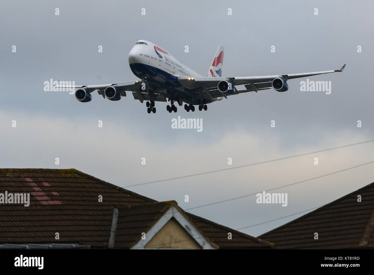 London Heathrow, Großbritannien. 22 Dez, 2017. A747 British Airways London Heathrow, Weihnachten nähert sich die Reisenden in die Hauptstadt. Credit: Dinendra Haria/Alamy leben Nachrichten Stockfoto