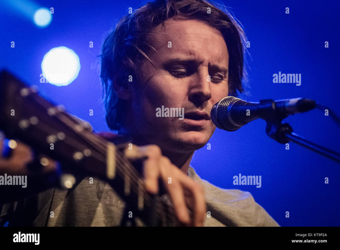 Der englische Sänger, Songwriter und Musiker Ben Howard führt ein Live Konzert bei VEGA in Kopenhagen. Dänemark, 18.12.2012. Stockfoto