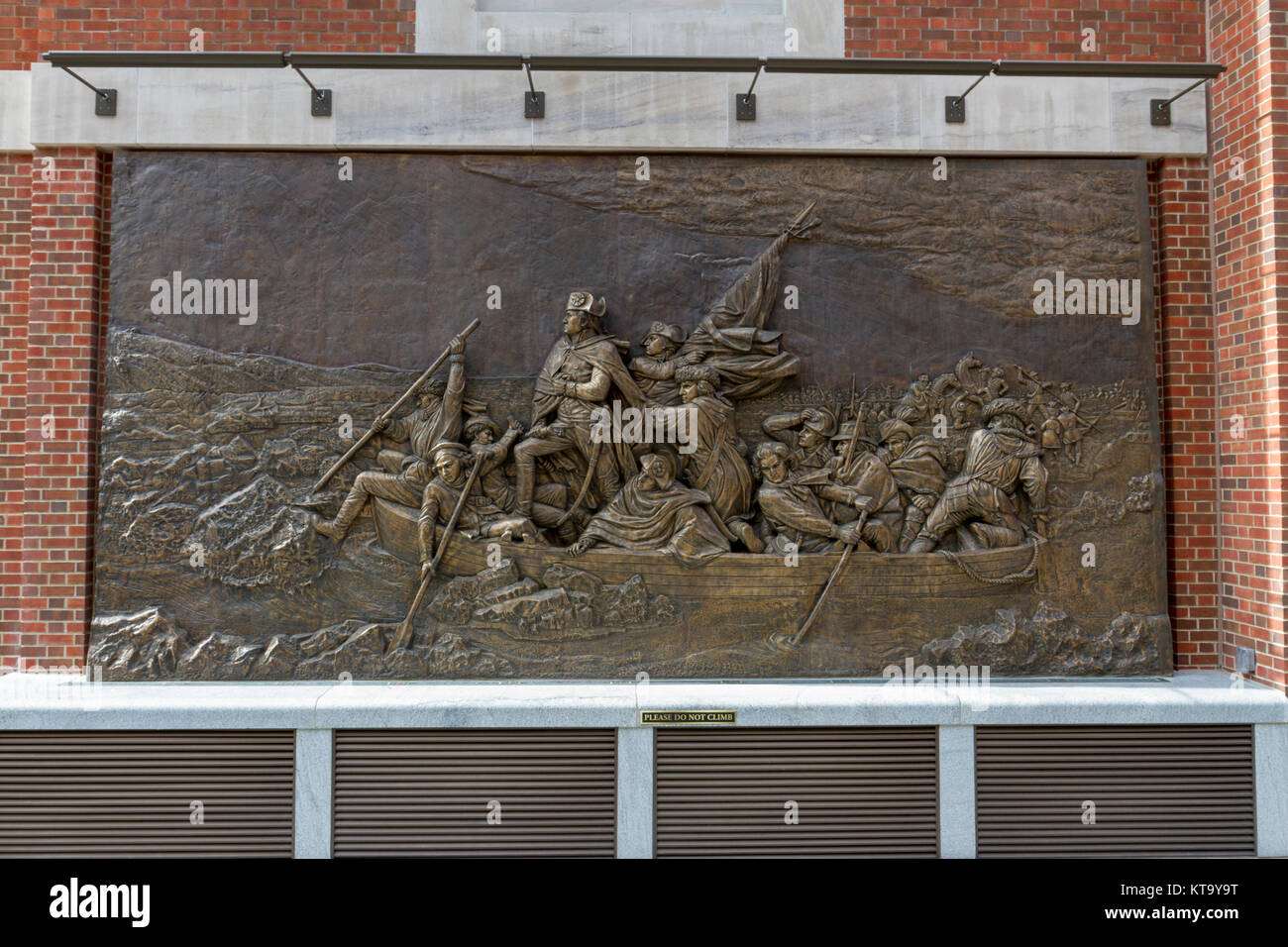 Bronze wall Panel der Emanuel Leutze Gemälde "Washington Crossing die Delaware", Museum der Amerikanischen Revolution, Philadelphia, PA, USA. Stockfoto