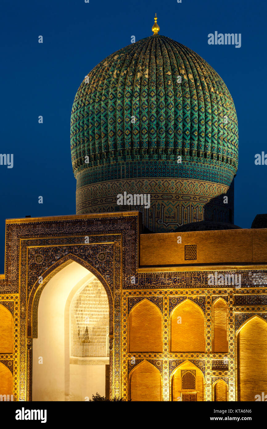 Die Amir Temur Mausoleum in der Nacht, Samarkand, Usbekistan Stockfoto
