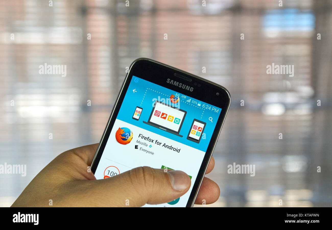 MONTREAL, KANADA - 20. MÄRZ 2016 - Firefox Browser Application auf Android Handy Smartphone. Firefox ist eine freie und open-source web browser entwickelt von Stockfoto