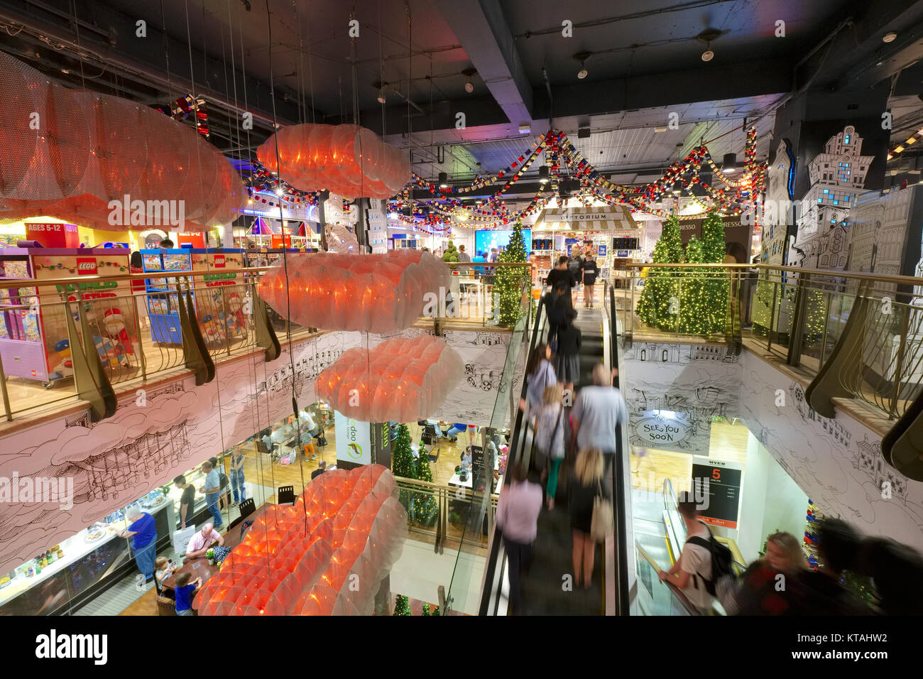 Myer Einkaufszentrum Innenraum Weihnachtszeit Weihnachten dekoriert, Sydney, NSW, Australien Stockfoto