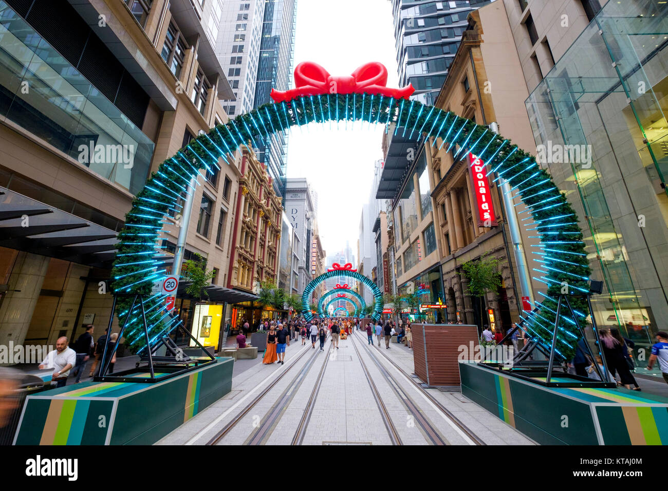 George Street Weihnachtszeit Weihnachten dekoriert, Sydney, New South Wales (NSW), Australien Stockfoto George Street Weihnachtszeit Weihnachten dekoriert, Sydney, New South Wales (NSW), Australien Stockfoto