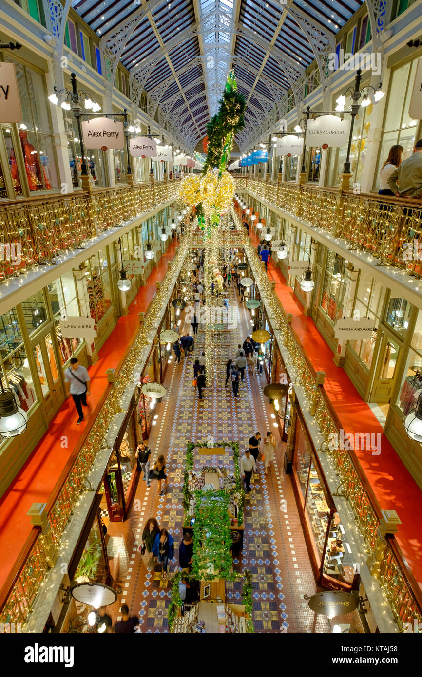 The Strand Arcade innere Weihnachtszeit Weihnachten dekoriert, Sydney, NSW, Australien Stockfoto