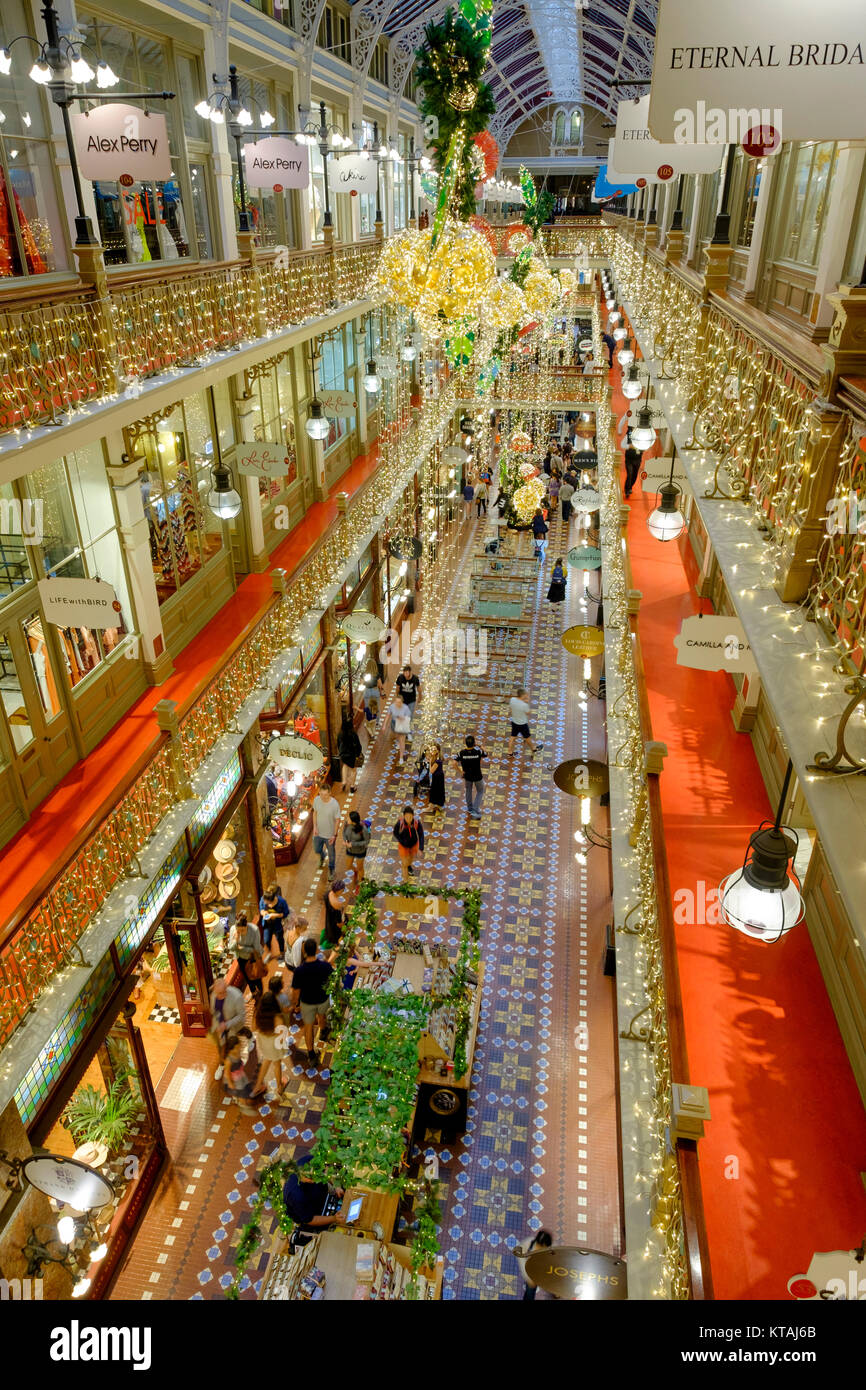 The Strand Arcade innere Weihnachtszeit Weihnachten dekoriert, Sydney, NSW, Australien Stockfoto