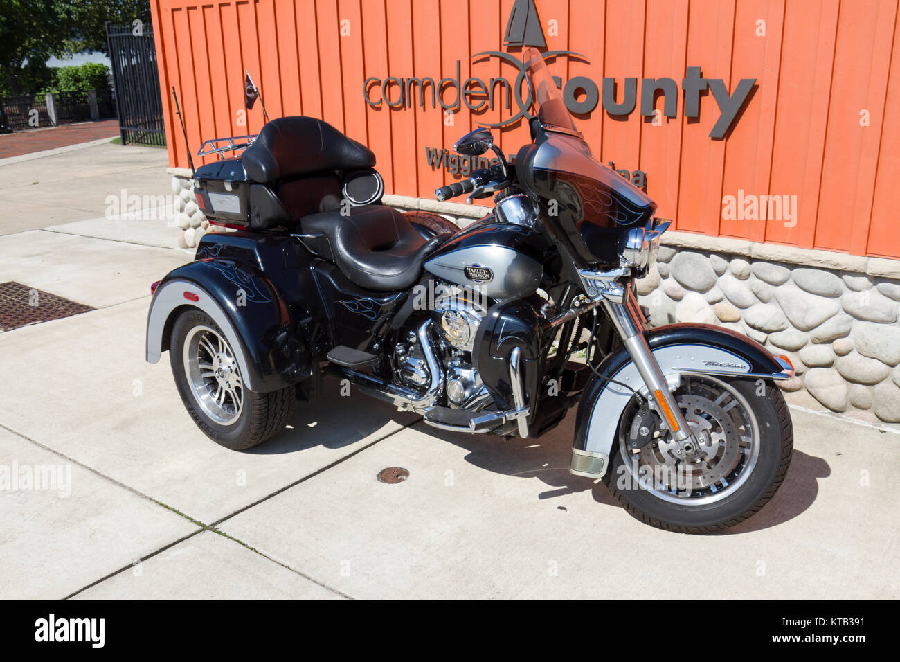 Eine Harley-Davidson "Tri Glide' Trike Motorrad, Camden, New Jersey, United States. Stockfoto