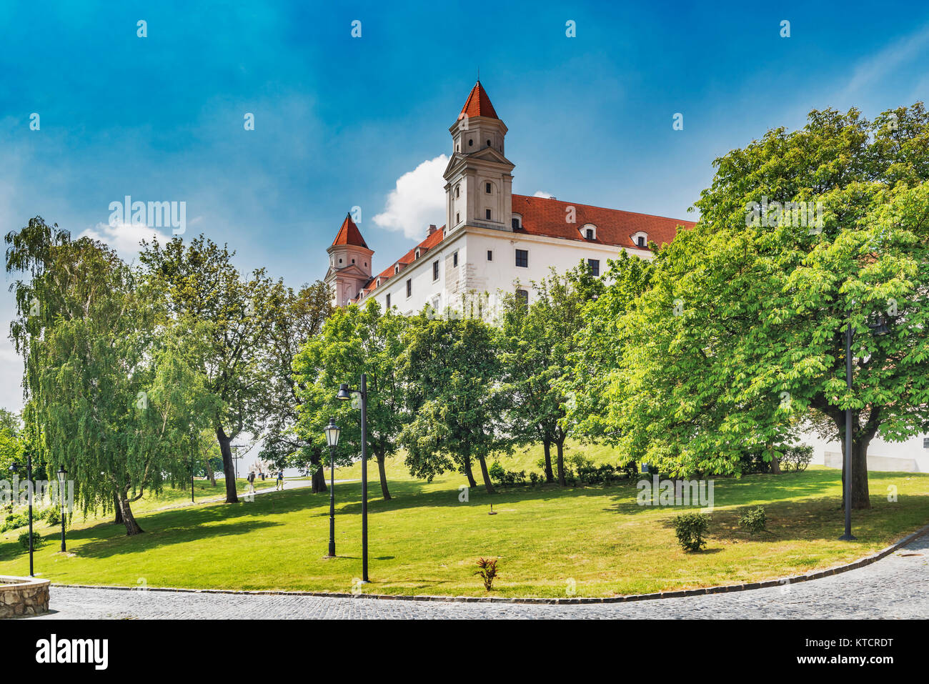 Die Burg von Bratislava befindet sich in Bratislava, die Hauptstadt der Slowakei in Europa Stockfoto