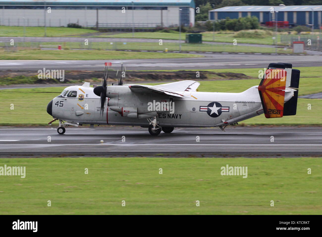 162168, eine Grumman C-2A Greyhound von Fleet Logistics Support Squadron 40 (VRC-40) 'Rawhides" der US Navy, am Flughafen Prestwick, Ayrshire betrieben. Stockfoto