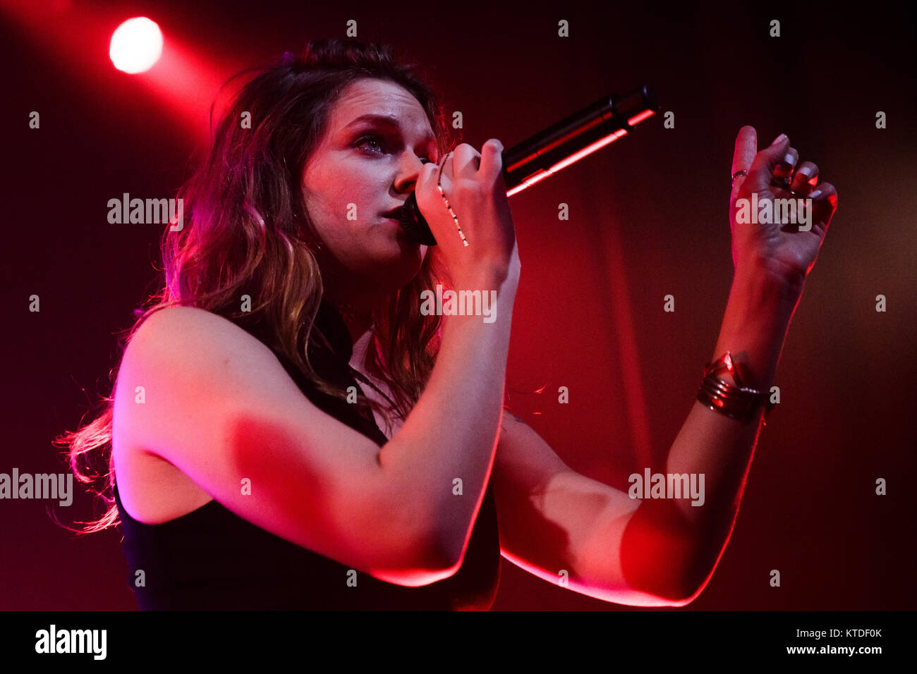 Die schwedische Elektropop Sänger, Songwriter und Musiker Ebba Tove Elsa Nilsson ist am besten als Tove Lo bekannt und wird hier zu einem Live Konzert bei VEGA in Kopenhagen gesehen. Dänemark, 14.03.2015. Stockfoto