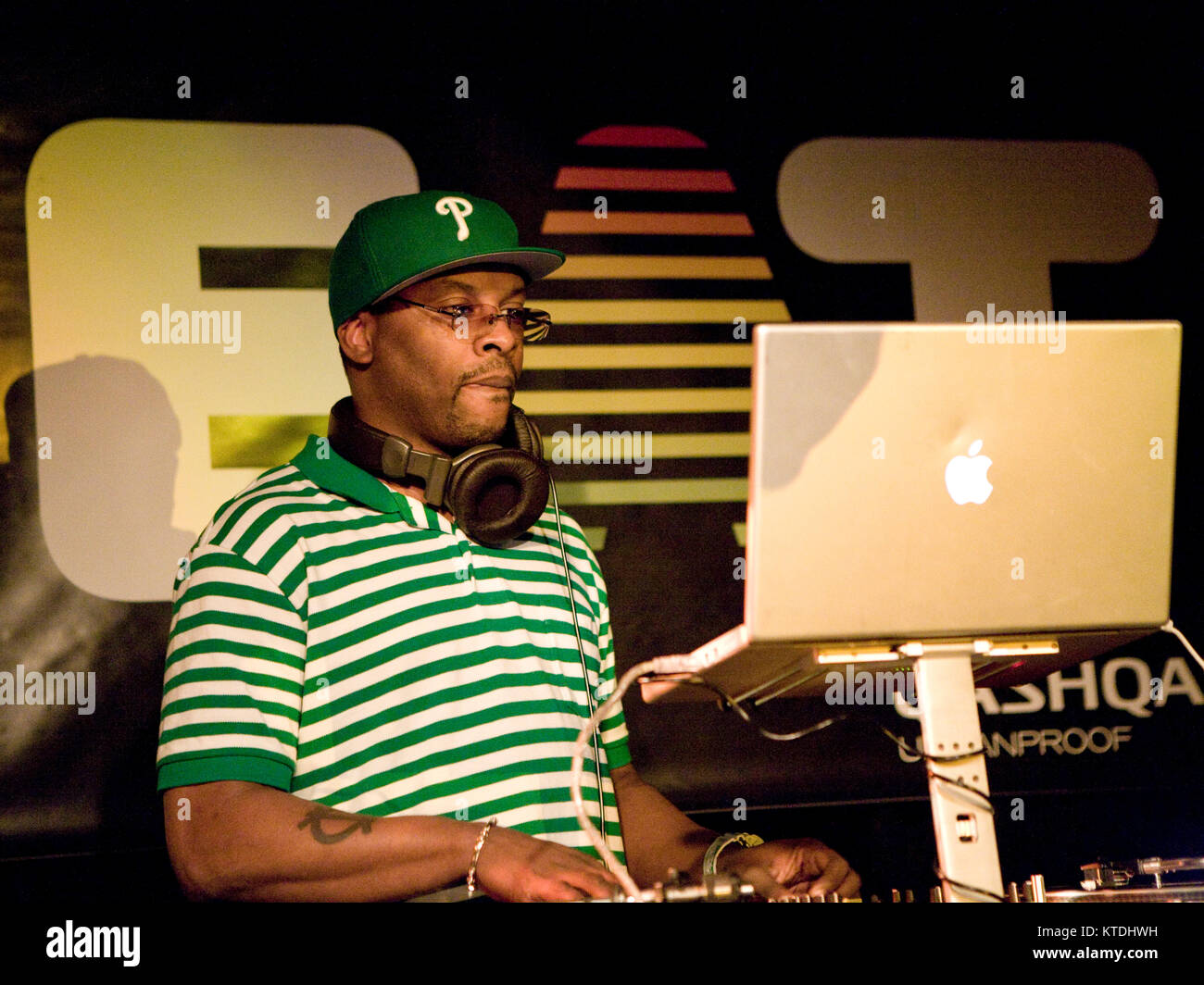 Die amerikanische Hip-Hop-Produzent und Beat maker Jeffrey Allen Townes ist besser von seinem Künstlernamen Jazzy Jeff bekannt und wird hier eine dj-RUST Nachtclub in Kopenhagen gesetzt. Er ist auch von 'DJ Jazzy Jeffe und die frischen Prinzen' mit Rap star Will Smith bekannt. Dänemark 2008. Stockfoto