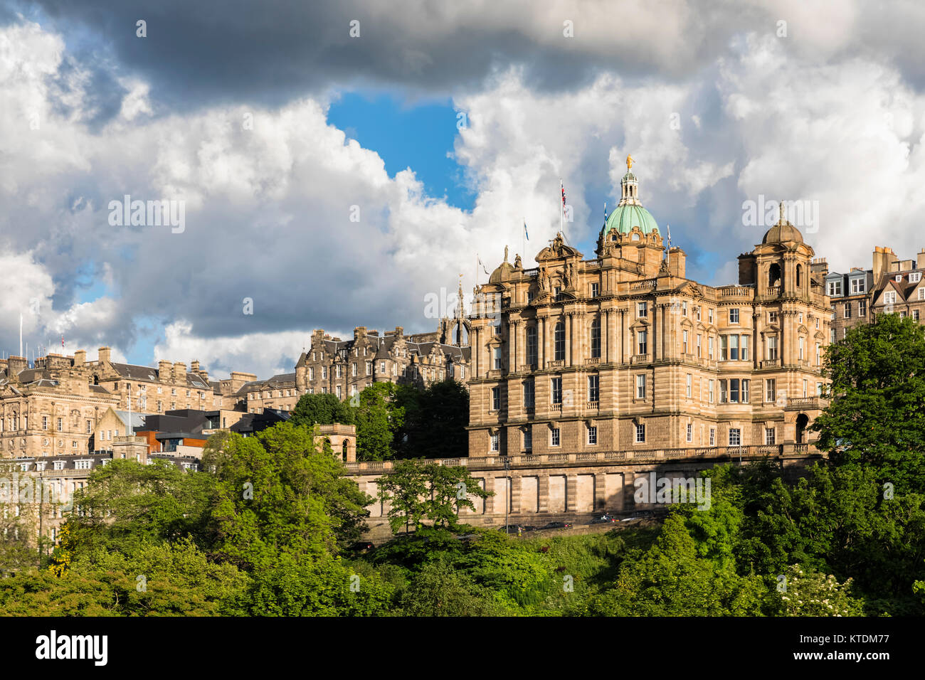 Großbritannien, Schottland, Edinburgh, Museum auf dem Damm Edinburgh und Lloyds Banking Group Head Office Stockfoto