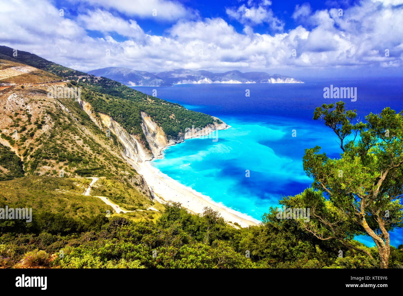 Schöne Myrtos Bay, Panoramaaussicht, Kefalonia, Griechenland. Stockfoto