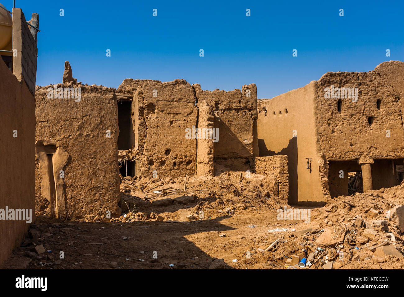 Die verlassenen traditionellen arabischen Schlamm Backsteinhäuser, Al Majmaah, Saudi-Arabien Stockfoto