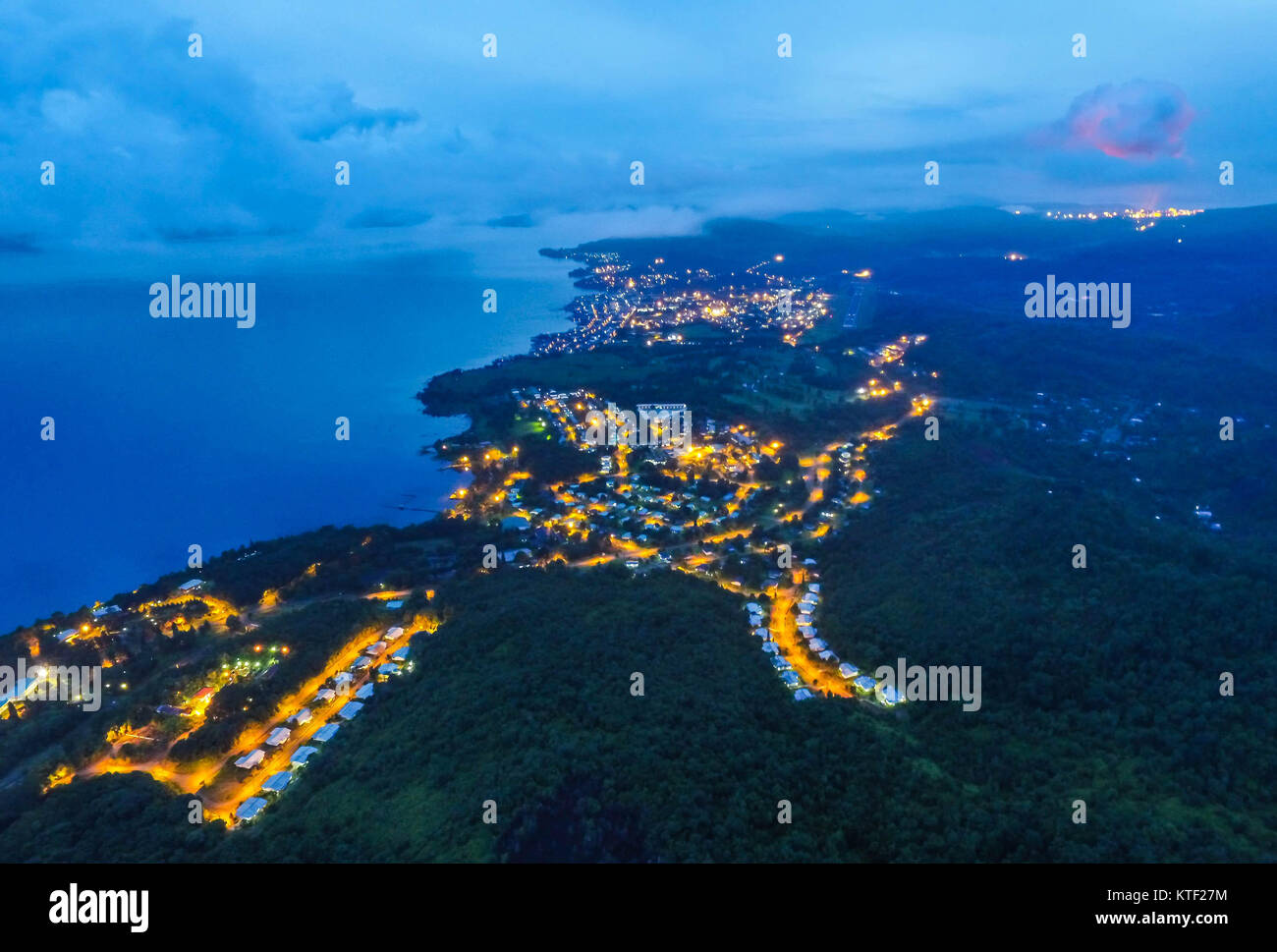 Die Stadt Sorowako in der Morgendämmerung. Die Stadt sind auch Bergbau Stadt, wo die Nickel Bergbau tätig seit 1960 ist gerade am See Matano bekannt. Stockfoto
