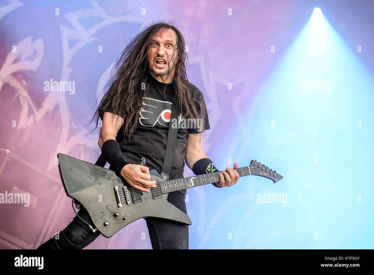 Die amerikanische Thrash Metal Band Exodus führt ein Live Konzert in der schwedischen Musik Festival Sweden Rock Festival 2015. Hier Gitarrist Lee Altus ist live auf der Bühne gesehen. Schweden, 04/06 2015. Stockfoto